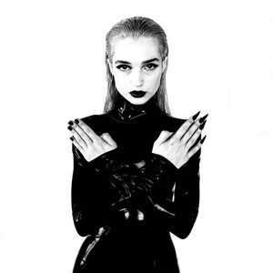 'Poppy'の画像