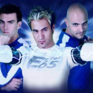 Zdjęcia dla 'Eiffel 65'