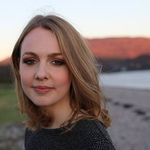 Image for 'Kim Carnie'
