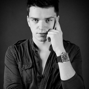 Immagine per 'Jovani'