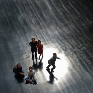 Immagine per 'Holden'