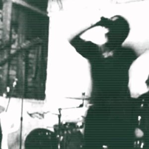 “Compilación”的封面